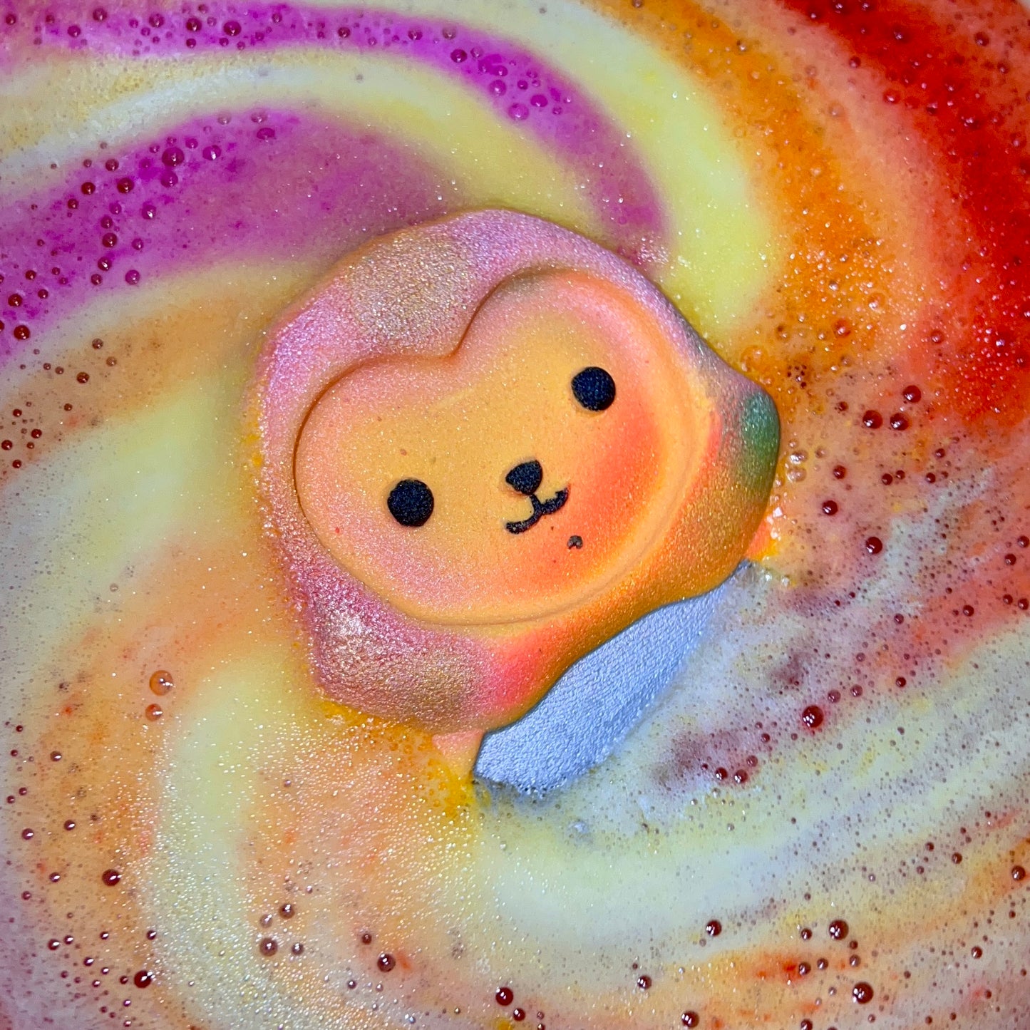 Squish Lion Bath Bomb